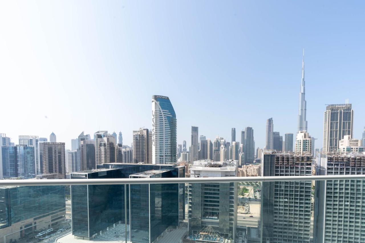 Delightful 2Br Apartment At Reva Residences Dubai Buitenkant foto