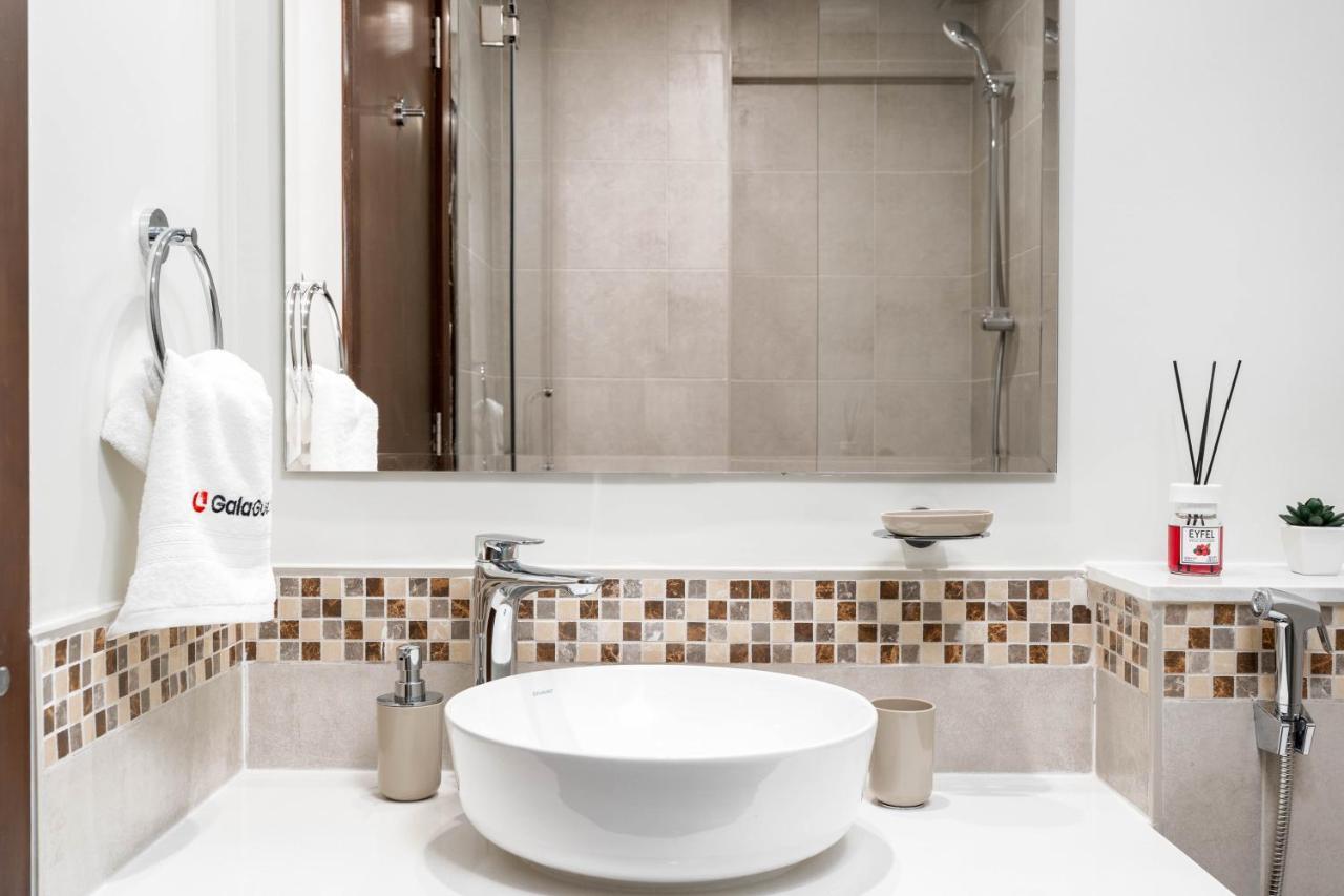 Delightful 2Br Apartment At Reva Residences Dubai Buitenkant foto
