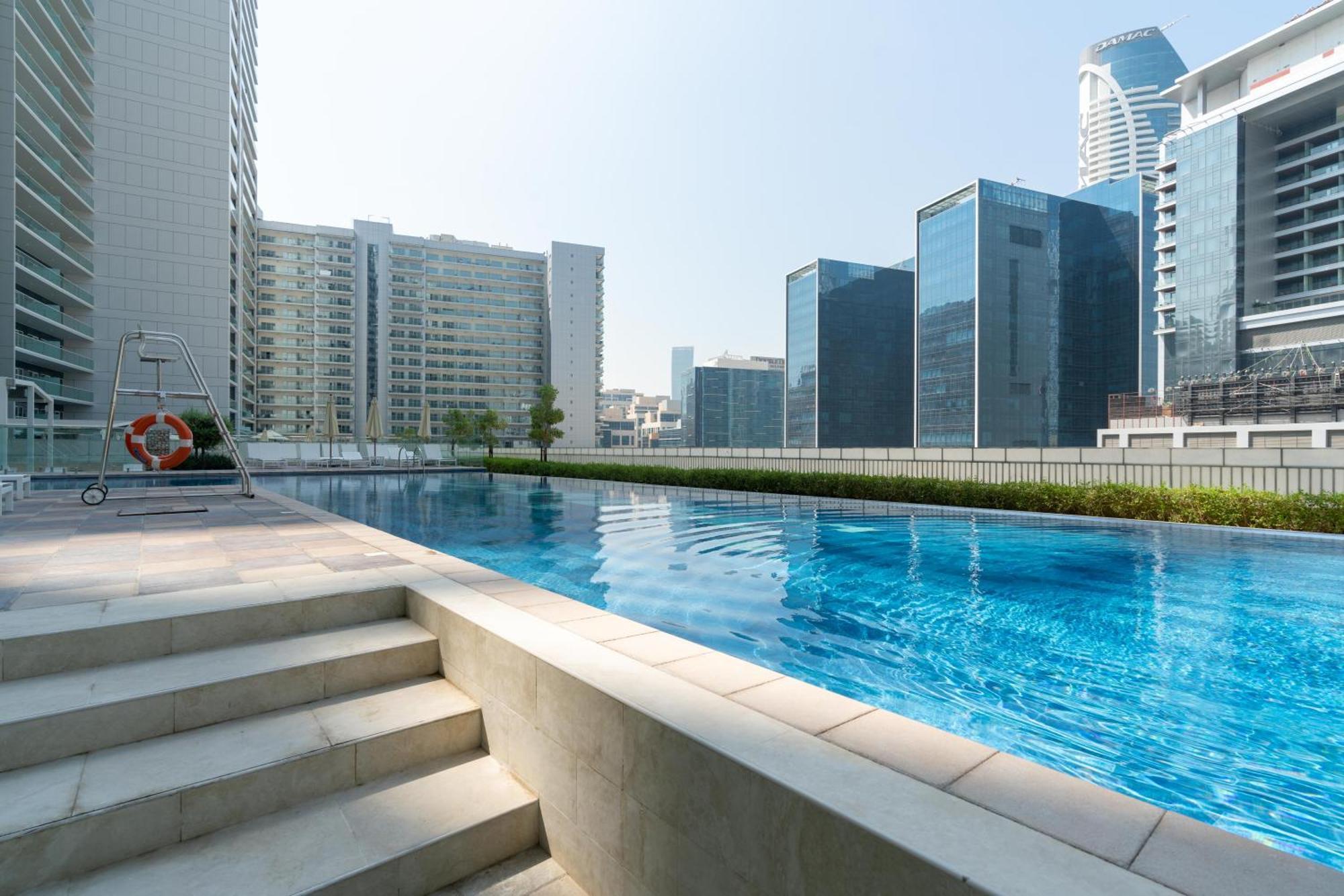 Delightful 2Br Apartment At Reva Residences Dubai Buitenkant foto